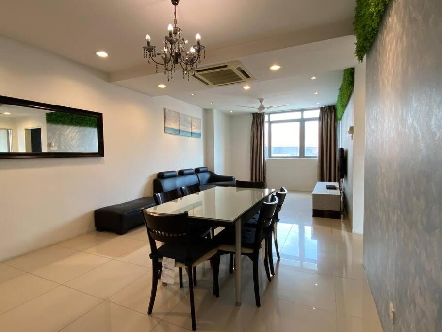 Ferienwohnung Spacious 3R,2R,Studio 5Min Walk To Time Square,Lalaport, Pool,Gym,Wifi Kuala Lumpur Exterior foto