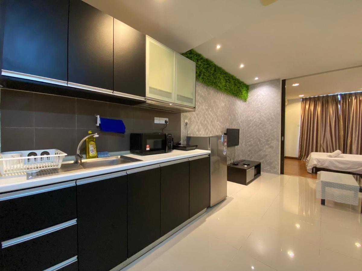 Ferienwohnung Spacious 3R,2R,Studio 5Min Walk To Time Square,Lalaport, Pool,Gym,Wifi Kuala Lumpur Exterior foto