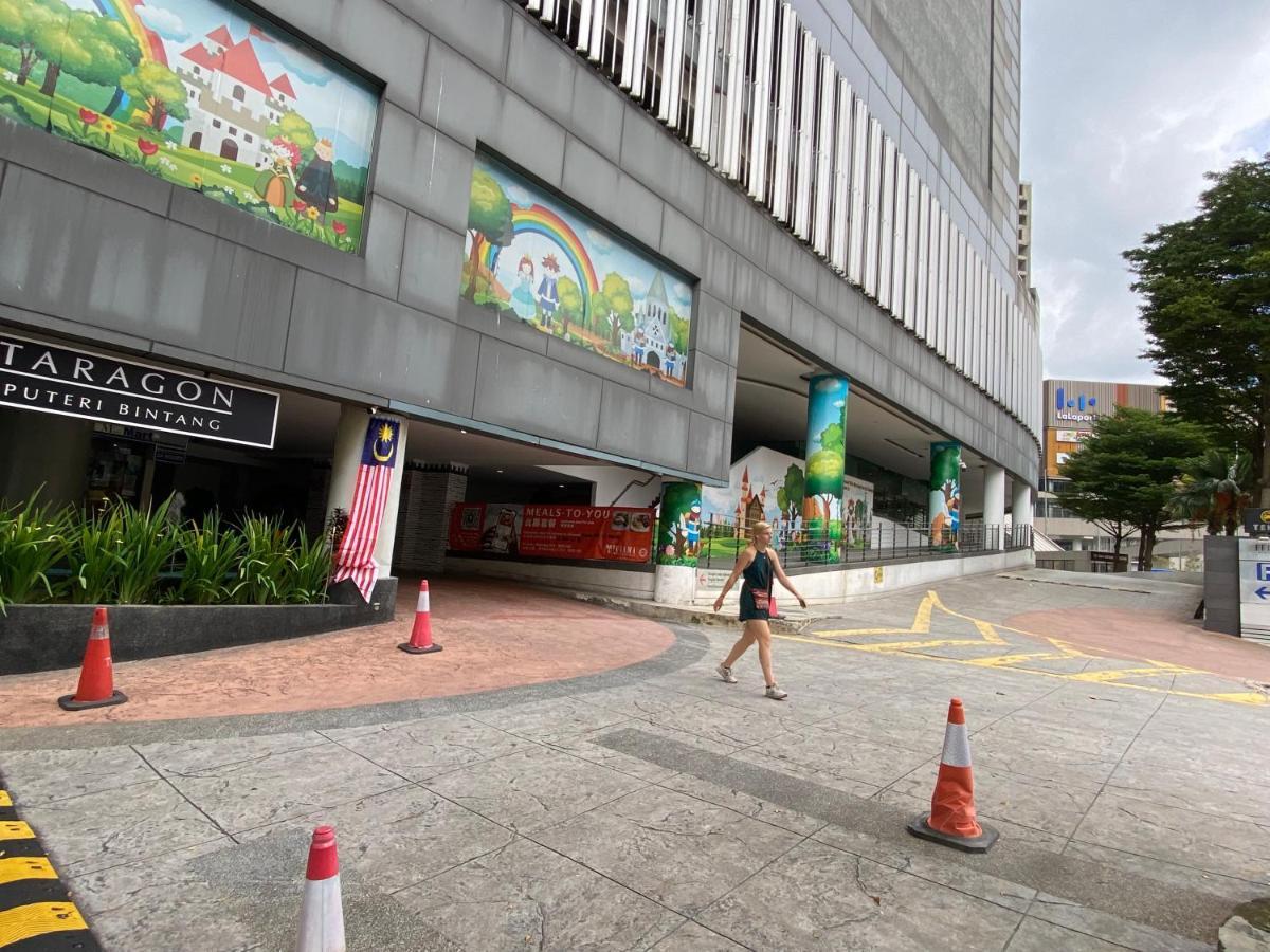 Ferienwohnung Spacious 3R,2R,Studio 5Min Walk To Time Square,Lalaport, Pool,Gym,Wifi Kuala Lumpur Exterior foto